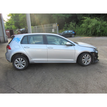 AUTO PER PEZZI Volkswagen Golf 2015 1.6 TDI 