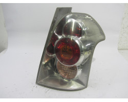 TAIL LIGHT RIGHT Toyota Corolla Verso 2005 2.0 D4D 