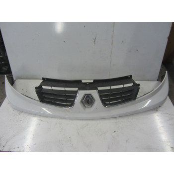 BUMPER FRONT Renault TRAFIC 2009 2.0 DCI 