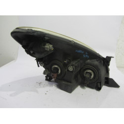 HEADLIGHT LEFT Toyota Corolla Verso 2006 2.2 D 