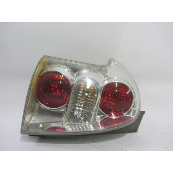 TAIL LIGHT LEFT Toyota Corolla Verso 2006 2.2 D 