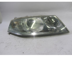 HEADLIGHT RIGHT Škoda Octavia 2007 COMBI 2.0 TDI RS 