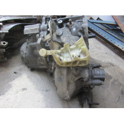 GEARBOX Peugeot 208 2013 1.6 HDI 16V 