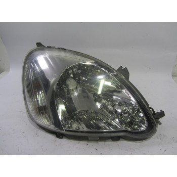 HEADLIGHT RIGHT Toyota Yaris 2004 1.0 81110d08000