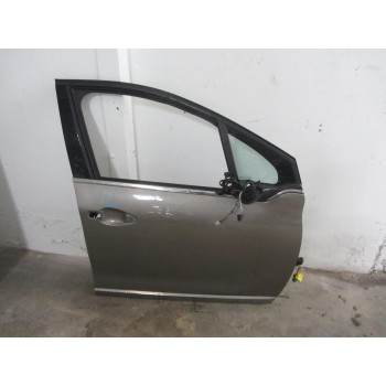 DOOR FRONT RIGHT Peugeot 2008 2015 1.6 HDI 16V 