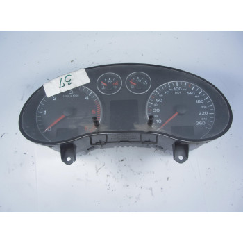 DASHBOARD Audi A3, S3 2005 2.0 TDI 8p0920931e