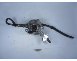 VAKUMSKA PUMPA Volkswagen Passat 2004 1.9 038145209c