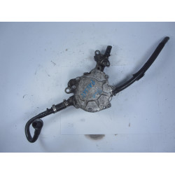 VAKUMSKA PUMPA Volkswagen Passat 2004 1.9 038145209c