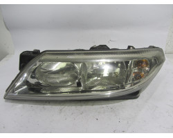 FARO ANTERIORE SINISTRO Renault LAGUNA 2003 2.0 820002845