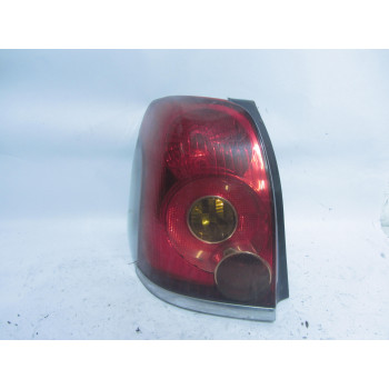 TAIL LIGHT LEFT Toyota Avensis 2004 2.0 D