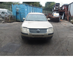 AUTO PER PEZZI Volkswagen Passat 2003 VAR.1.9 TDI 