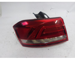 FARO POSTERIORE SINISTRO Volkswagen Passat 2017 2.0 TDI AUT. 